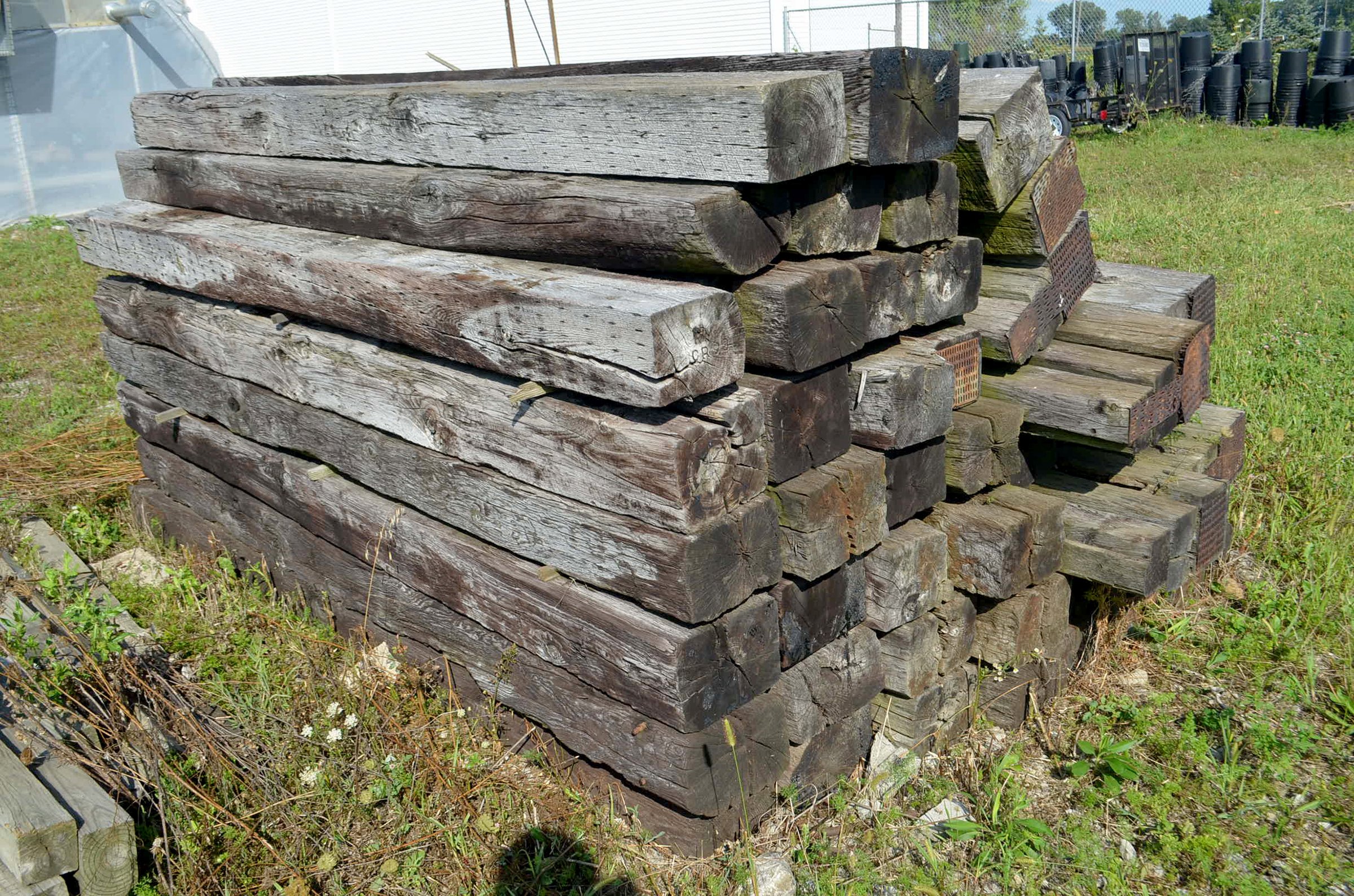 Property photo 104 - PERSONAL PROPERTY AUCTION OF DEWALD GARDENS IN ALLEN COUNTY, INDIANA